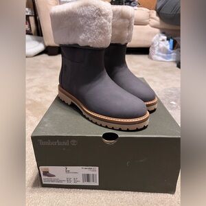 Women's Timberland Chamonix Valley WP Shearling Fold Down Waterproof Boots in 7